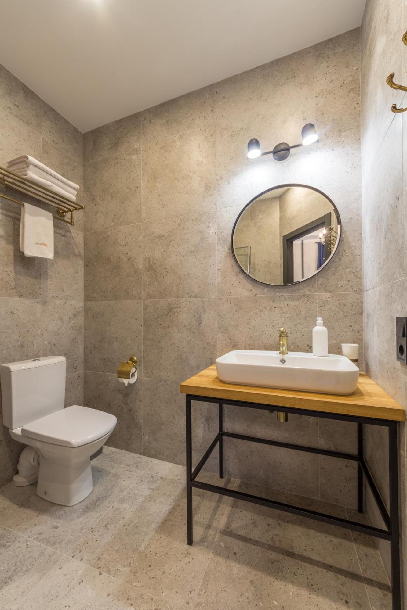 Self Check-In Apartments Maidan Area Kyiv Exterior photo