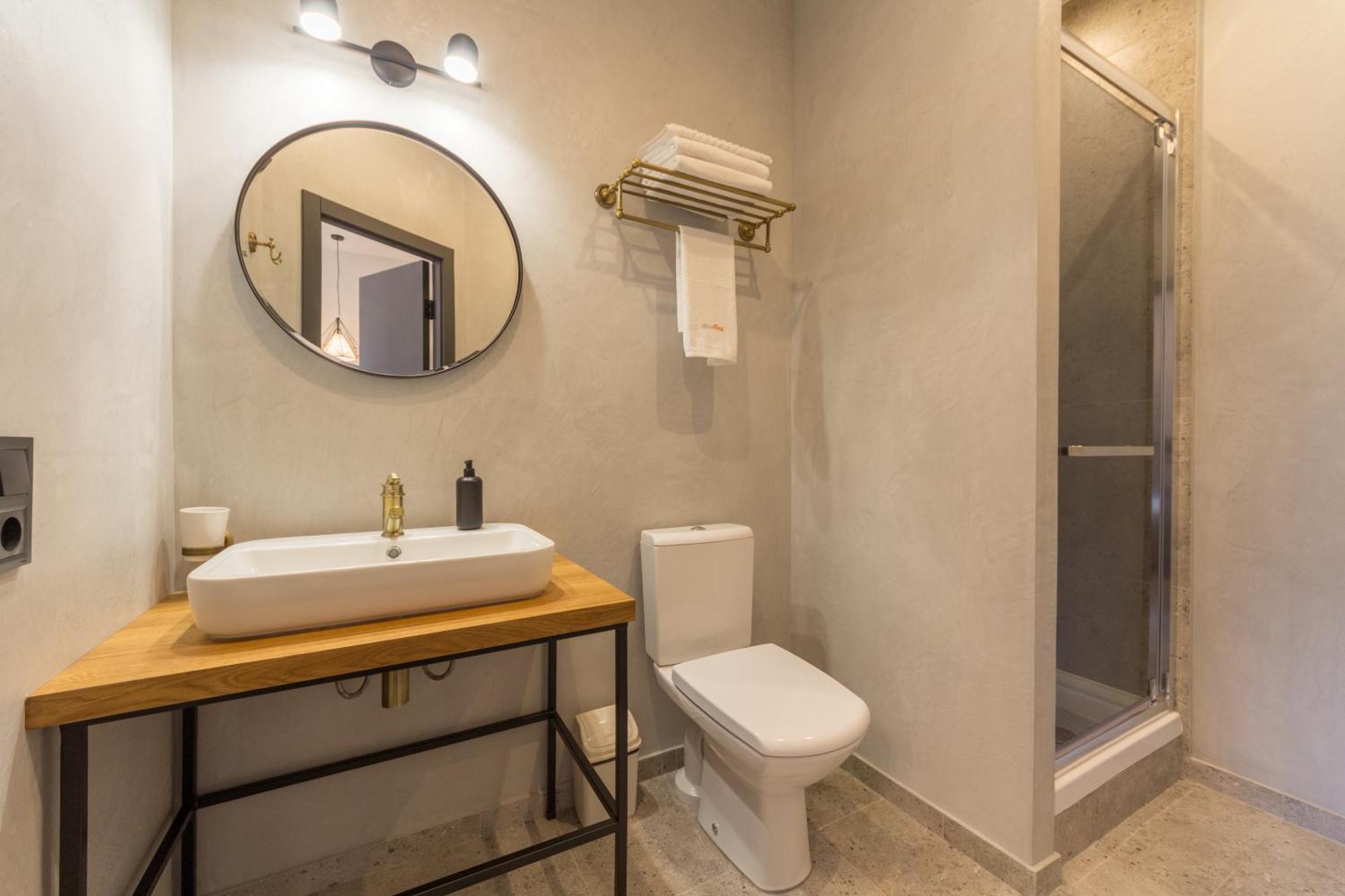 Self Check-In Apartments Maidan Area Kyiv Room photo