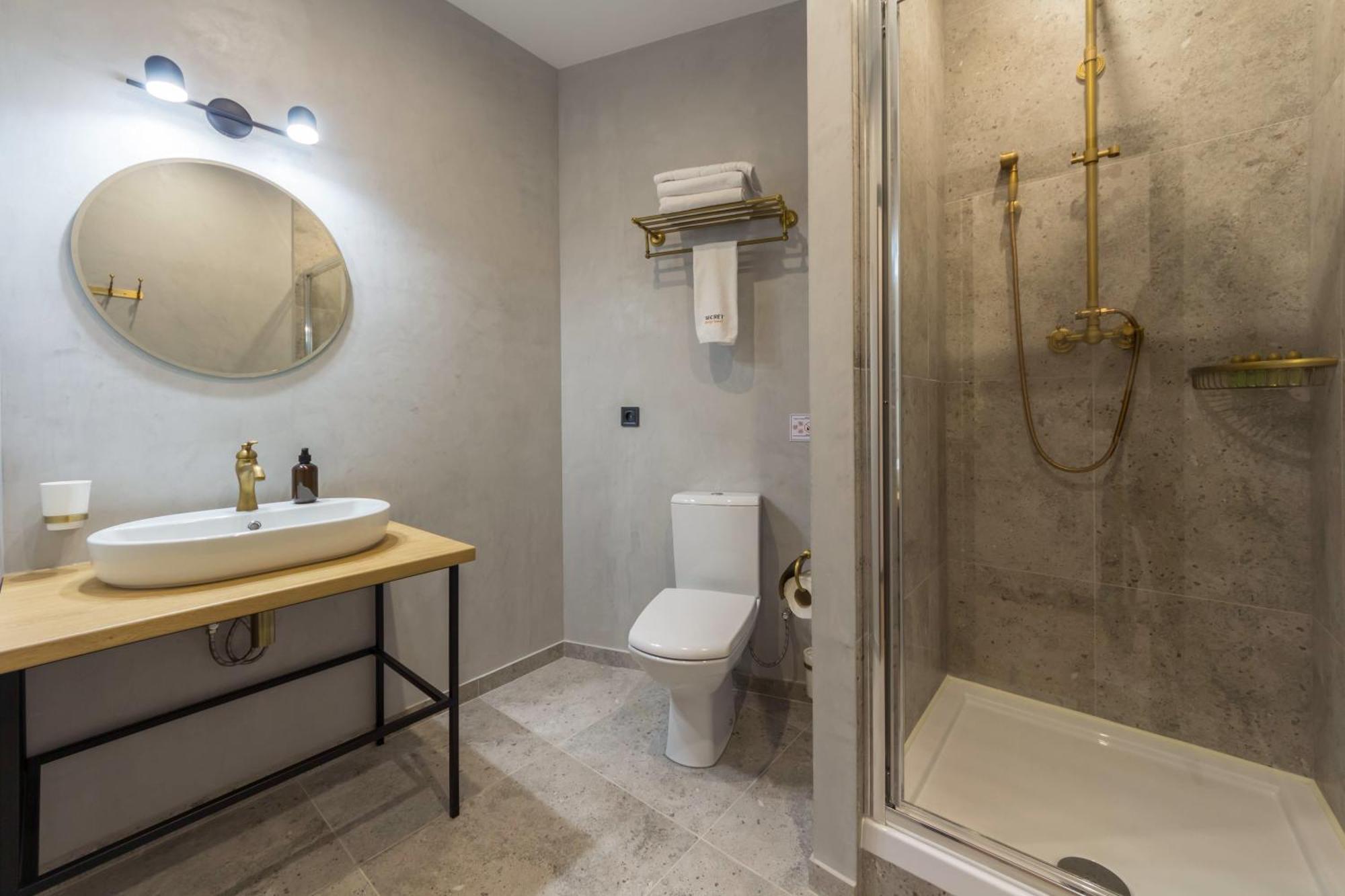 Self Check-In Apartments Maidan Area Kyiv Room photo