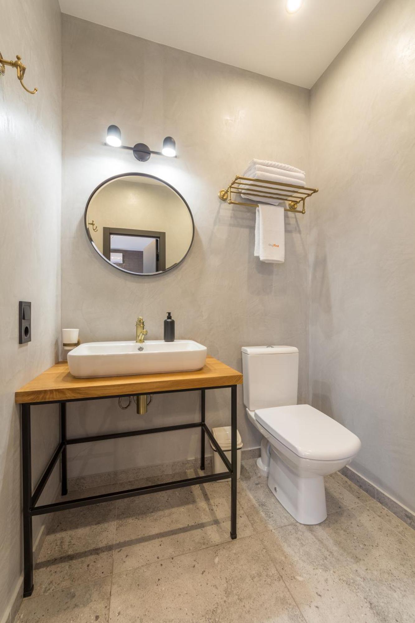 Self Check-In Apartments Maidan Area Kyiv Room photo